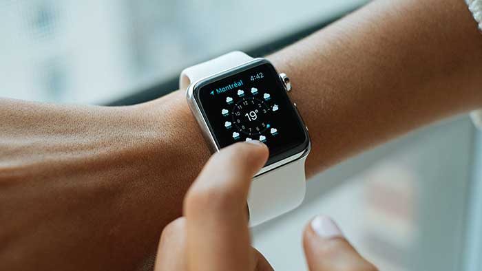 Fitur Apple Watch gelang  jam tangan bisa mengencang sendiri